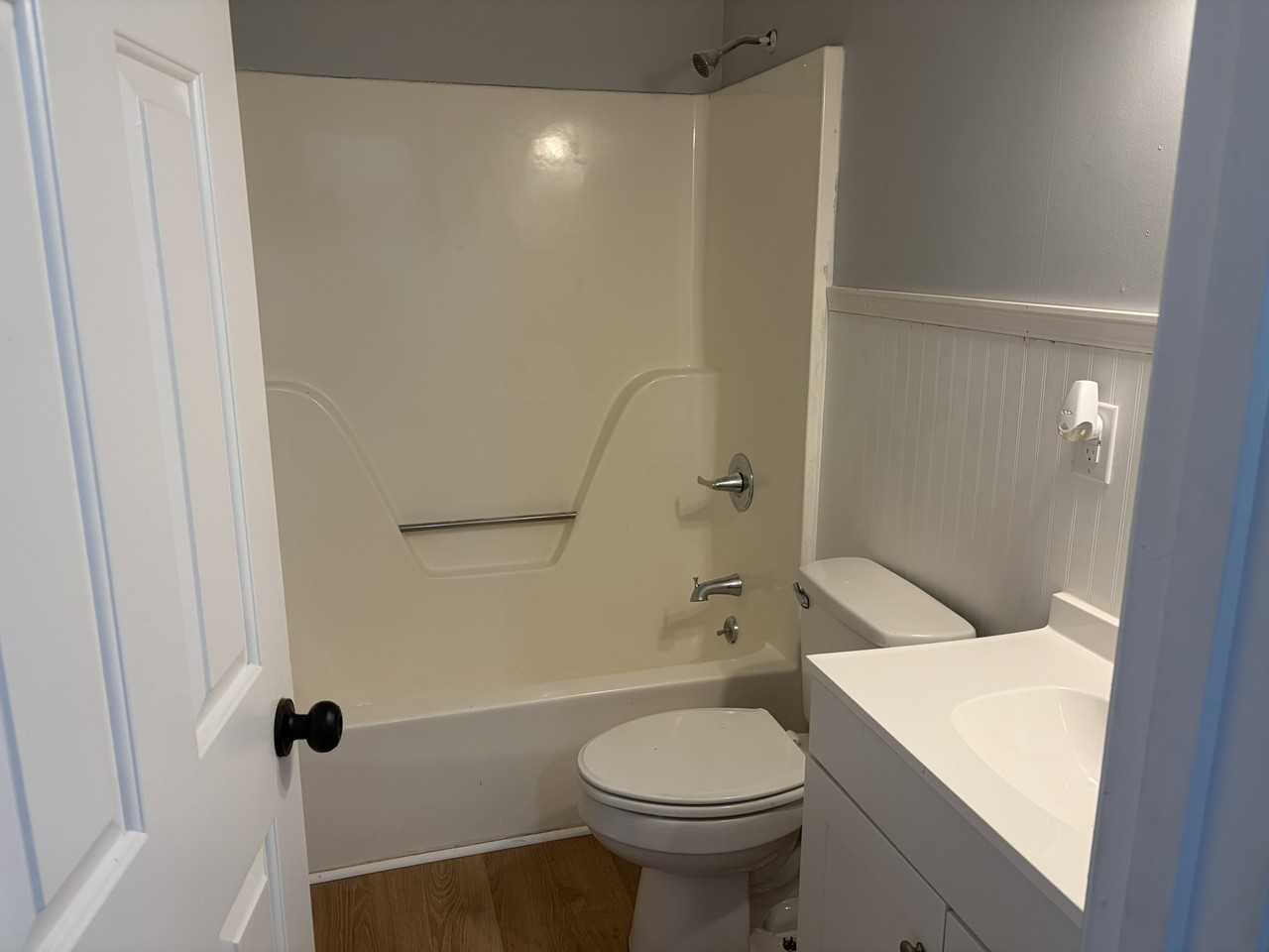 526 E Hargett St #1 - Photo 7 of 22