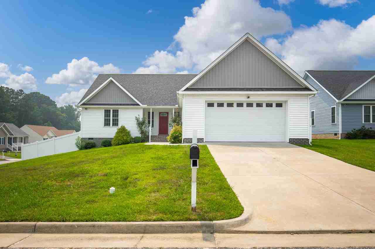 100 E Perthshire Ct #1