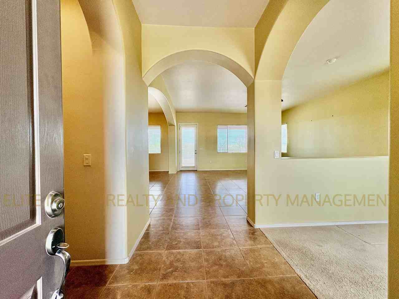 1974 W Acacia Bluffs Dr #1 - Photo 5 of 33