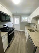 568 Prospect St Apt 1r #1R - Photo 1 of 1