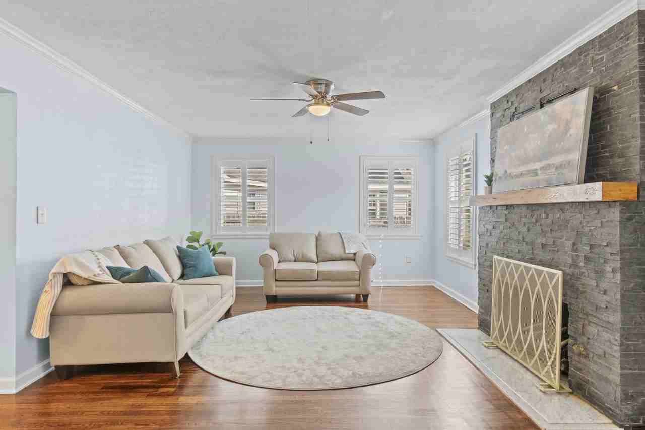 1812 E Avery St - Photo 6 of 21