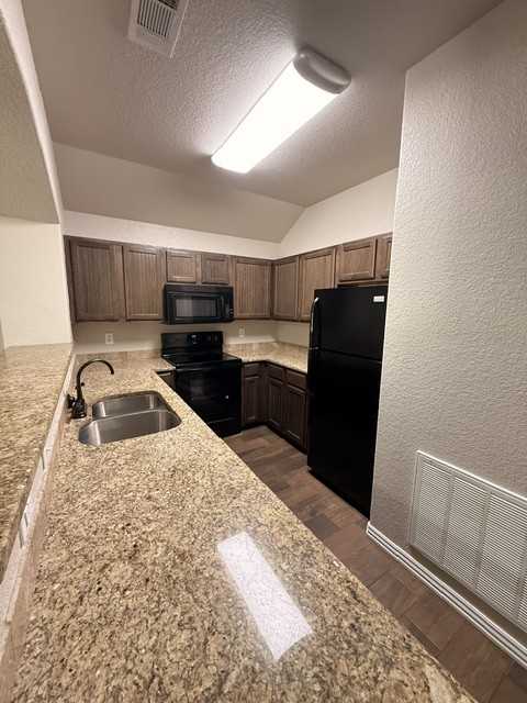Massard Rd #8118 - Photo 4 of 9