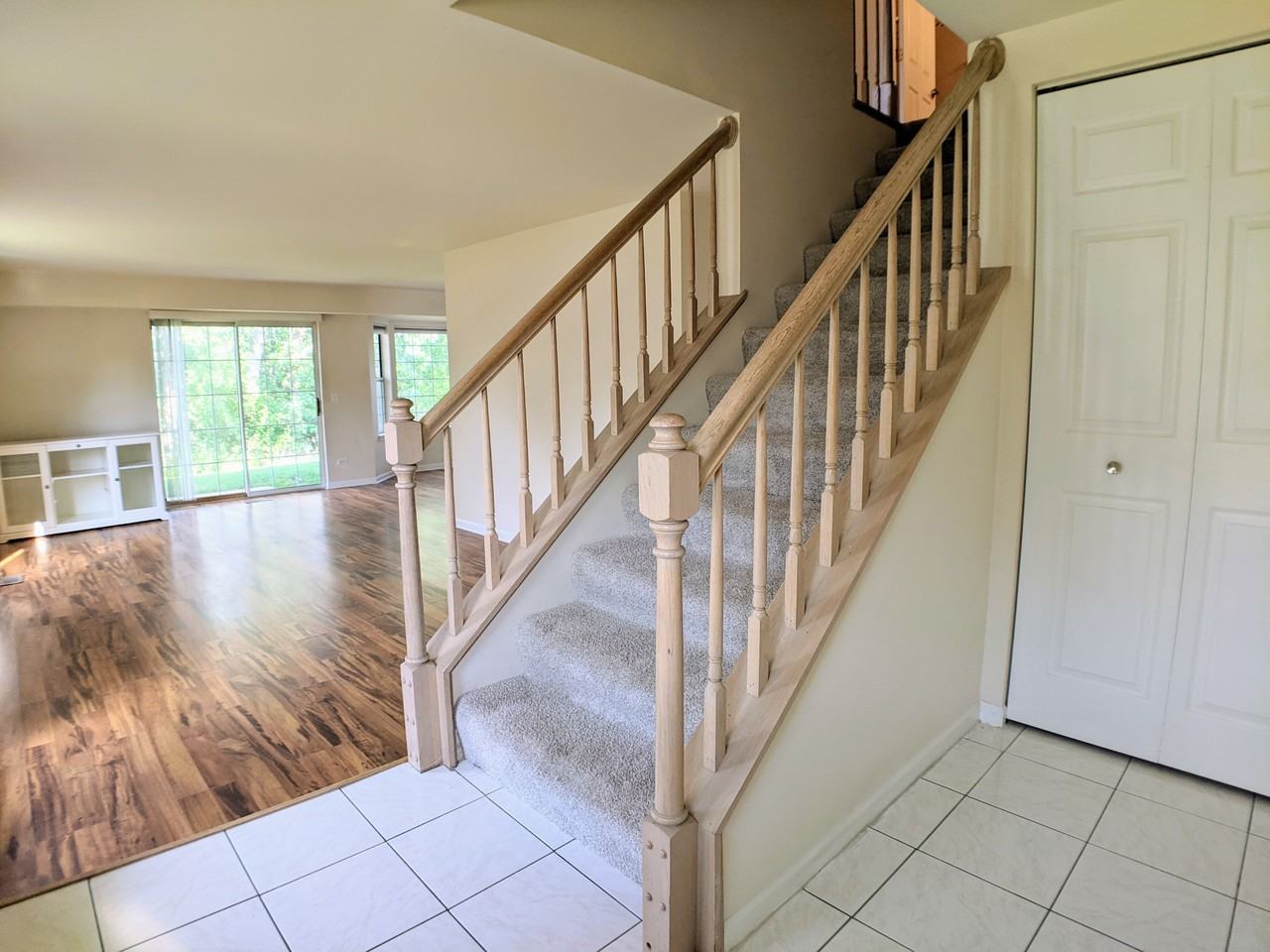48 King Dr #1 - Photo 3 of 17