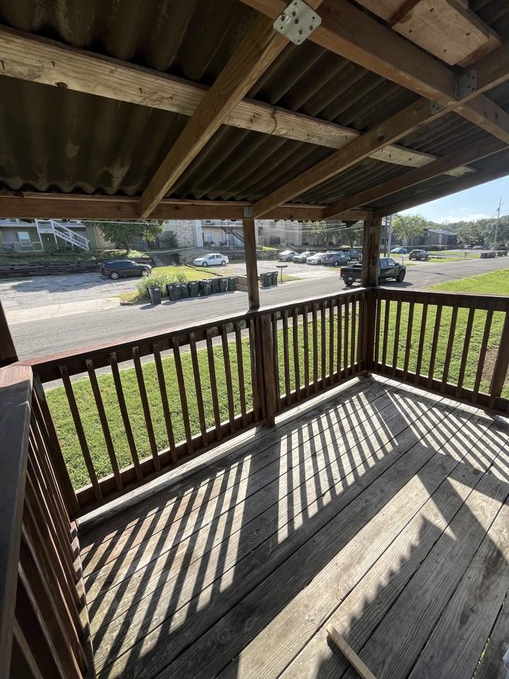 706 Bracewood Cir #D - Photo 5 of 5