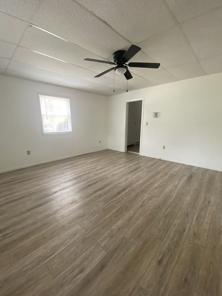 117 E High St #1 - Photo 2 of 17