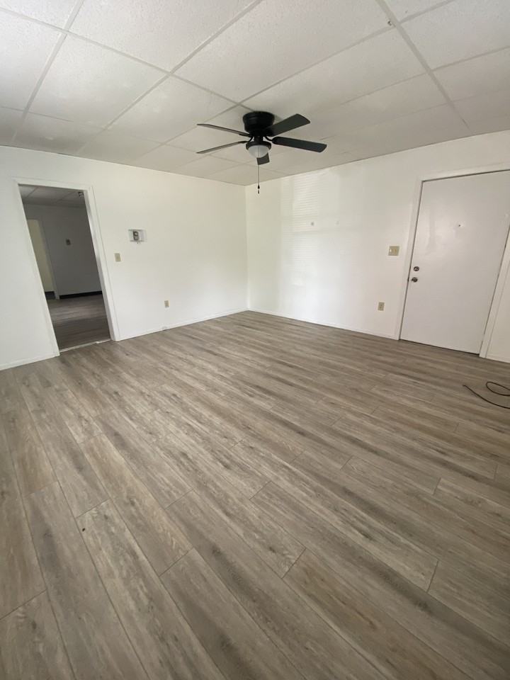 117 E High St #1 - Photo 3 of 17
