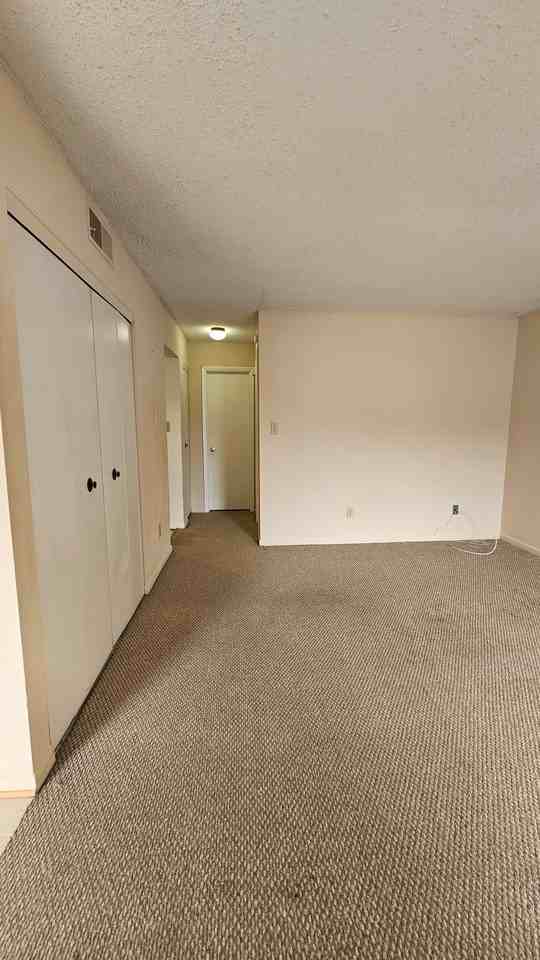 450 Abbotsleigh Ct #1 - Photo 6 of 16