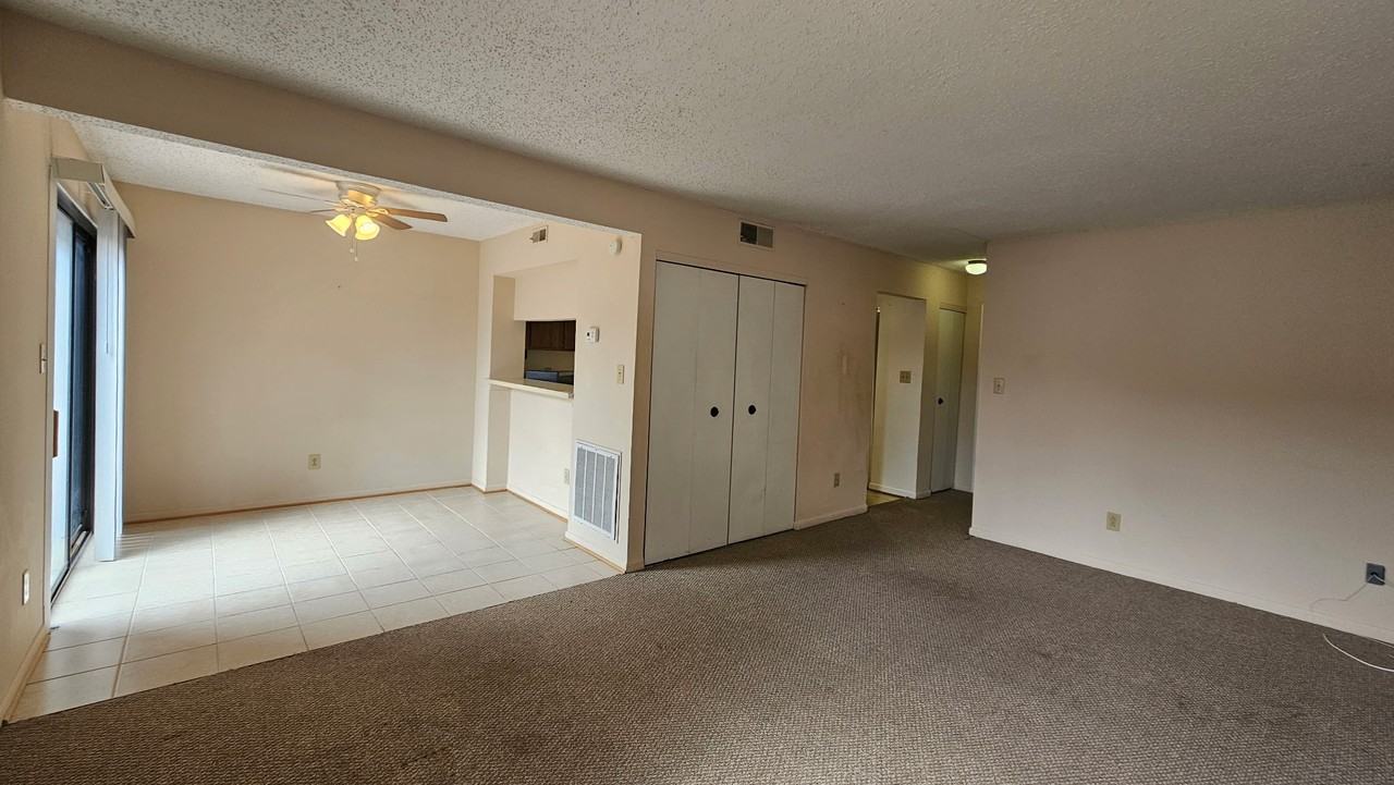 450 Abbotsleigh Ct #1 - Photo 7 of 16
