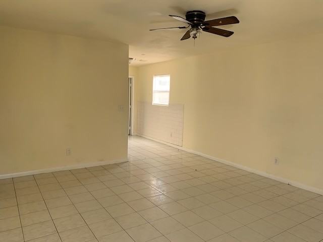 2720 Nw 25th St #1 - Photo 2 of 10