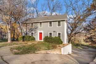 715 Ne 55th St Bsmt #BS - Photo 1 of 1