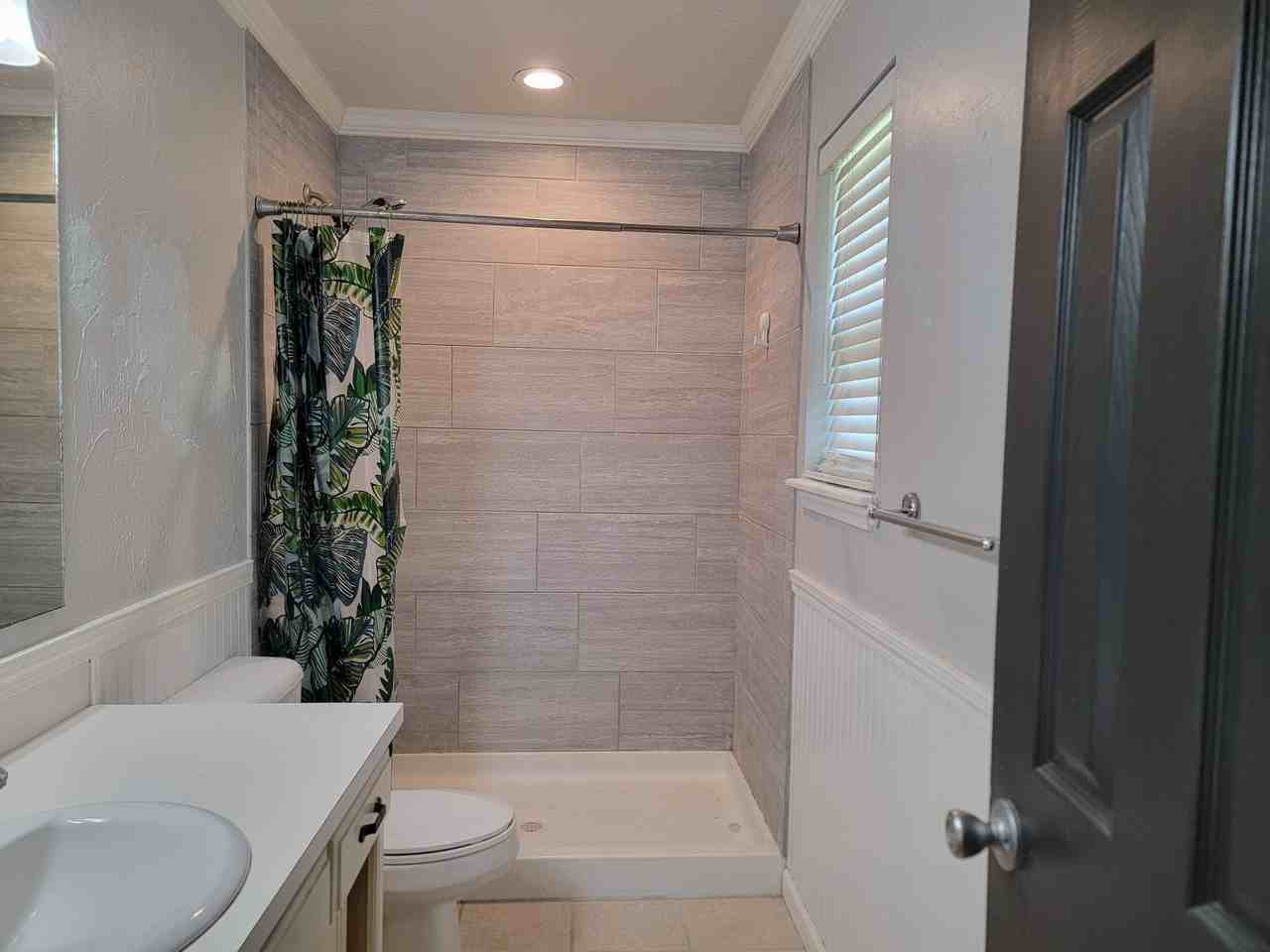 312 Rosanne St #1 - Photo 7 of 24