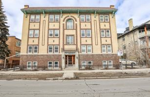 featured image of 415 Stradbrook Ave