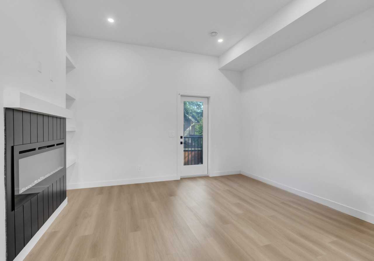 2704 25 Ave Sw - Photo 7 of 34