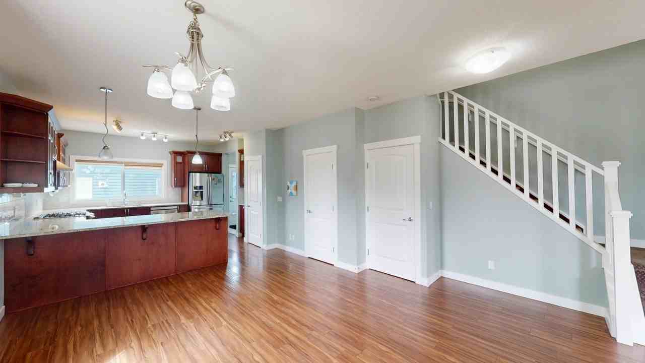 5 Red Embers Row Ne - Photo 4 of 25