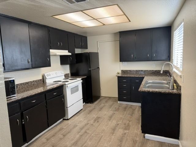 260 Northwoods Ave #260 - Photo 2 of 16