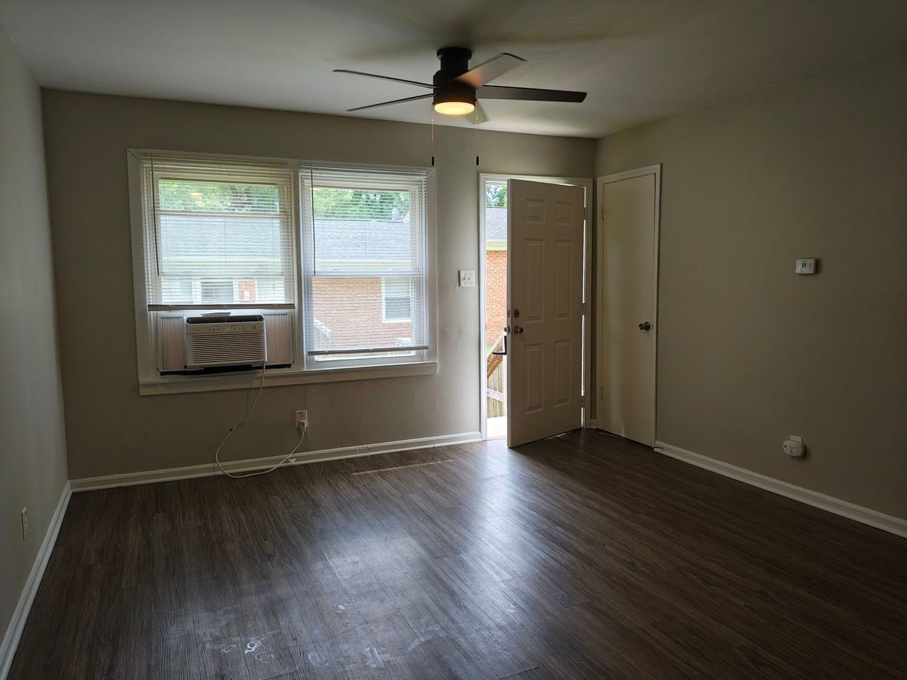 3940 Overland Hts - Photo 4 of 16