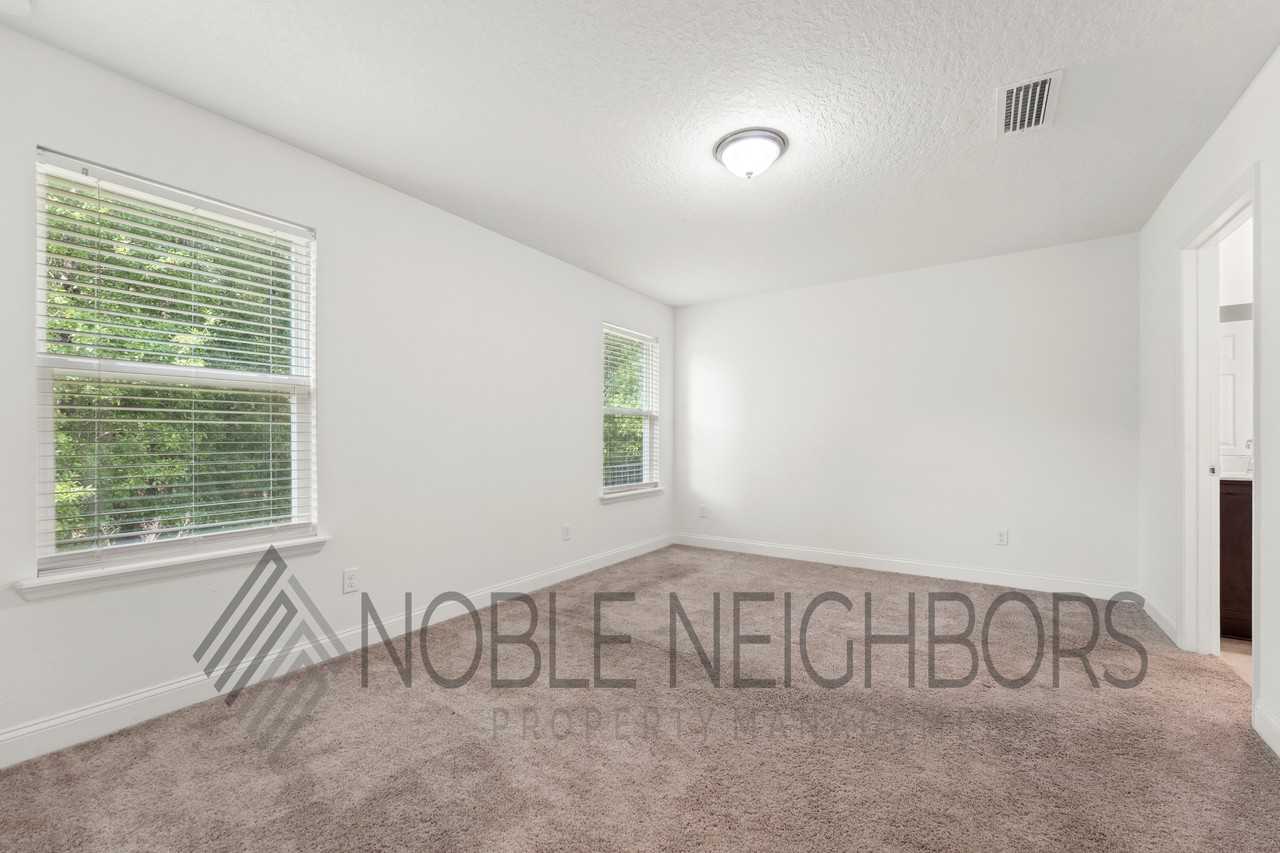 2907 Lucille Ln #1 - Photo 3 of 20