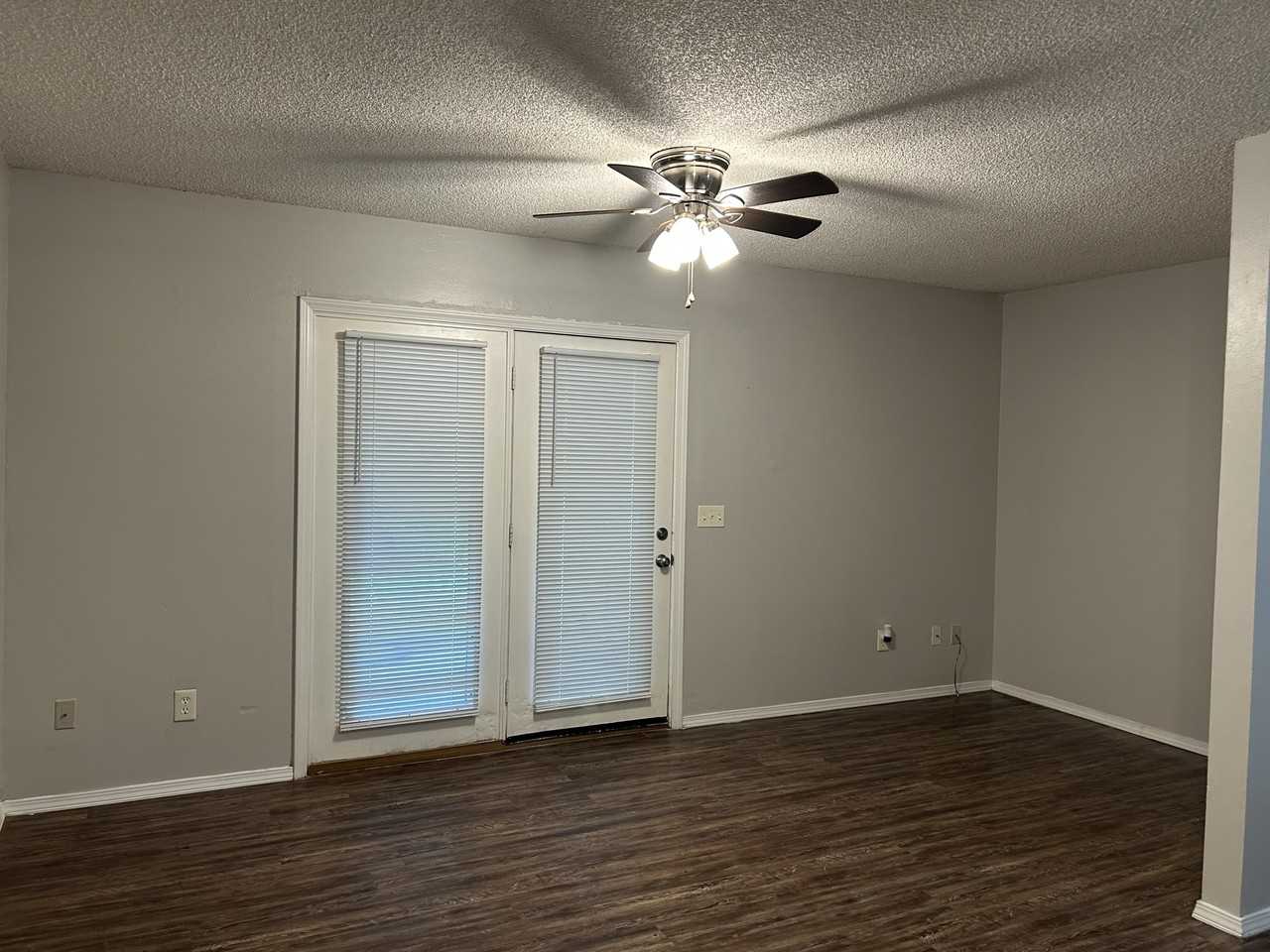 221 Brooke Lynn Dr #C - Photo 3 of 7