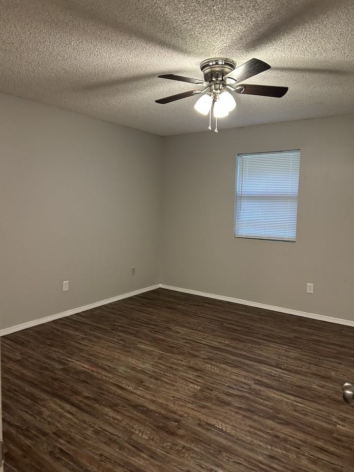 221 Brooke Lynn Dr #C - Photo 6 of 7
