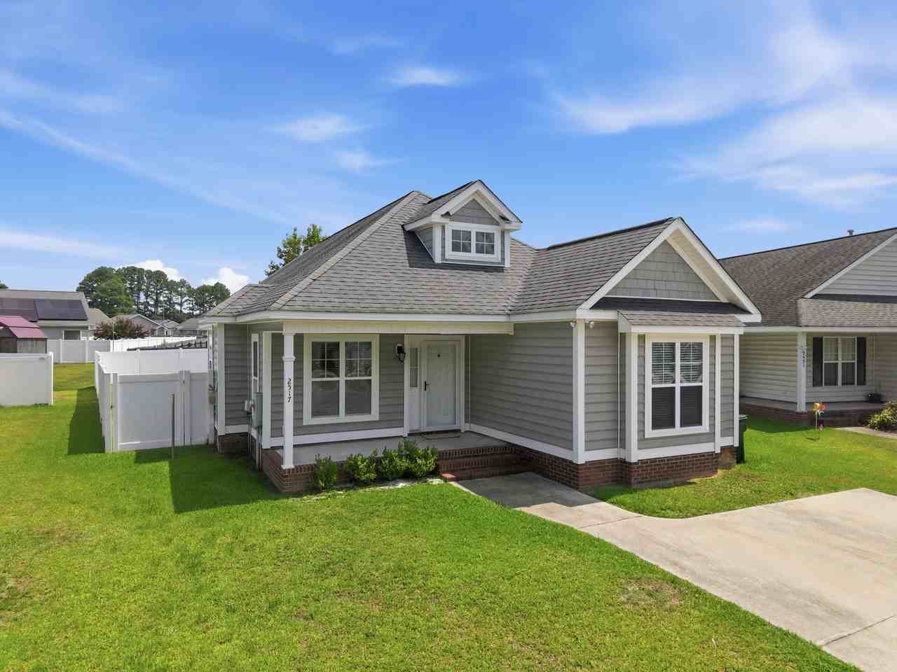 2517 Sawgrass Dr #1 - Photo 2 of 38