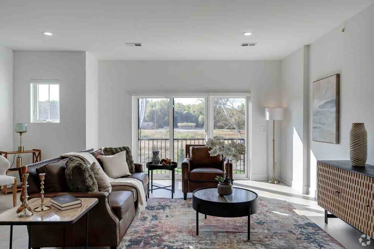 Enclave Chesterfield - Photo 3 of 37