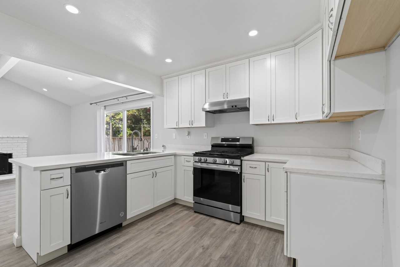 5607 Goldfield Dr #1 - Photo 5 of 10