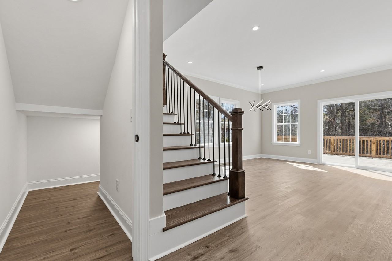 938 Mclamb Dr #1 - Photo 4 of 7
