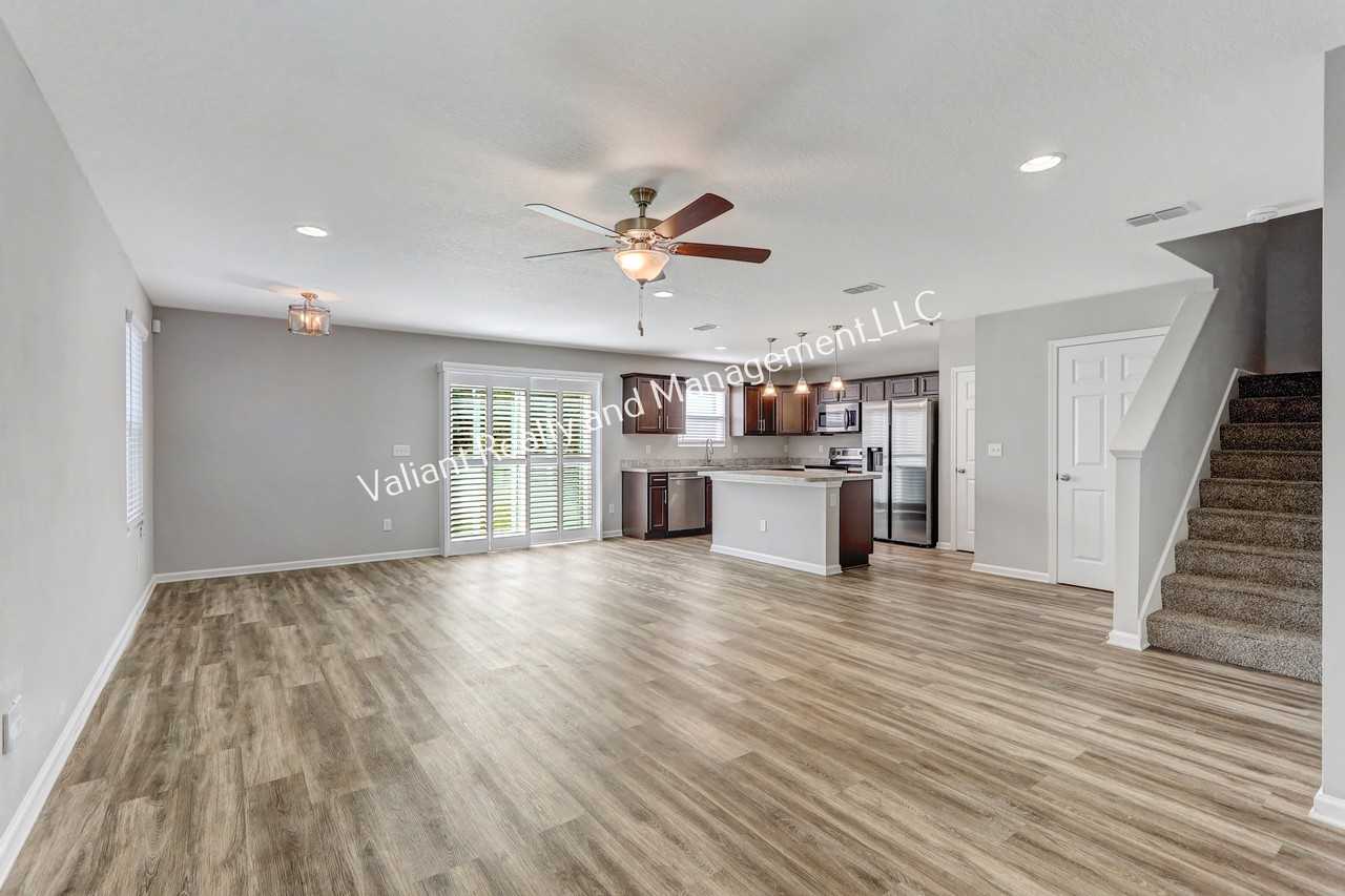 11278 Margarets Landing Pl #1 - Photo 6 of 30