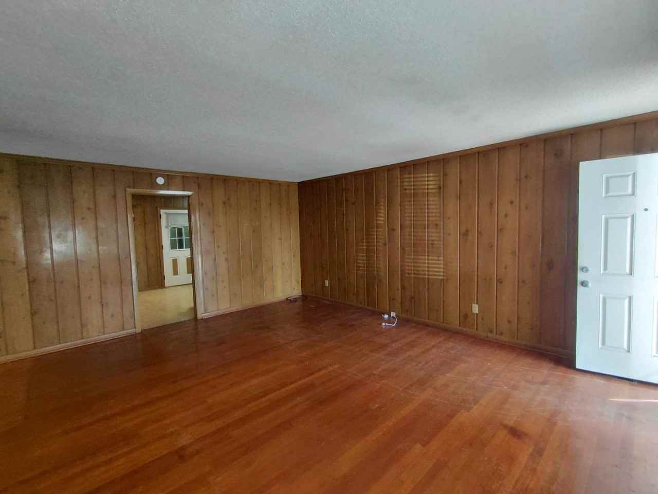 1507 Brennen Rd - Photo 5 of 10