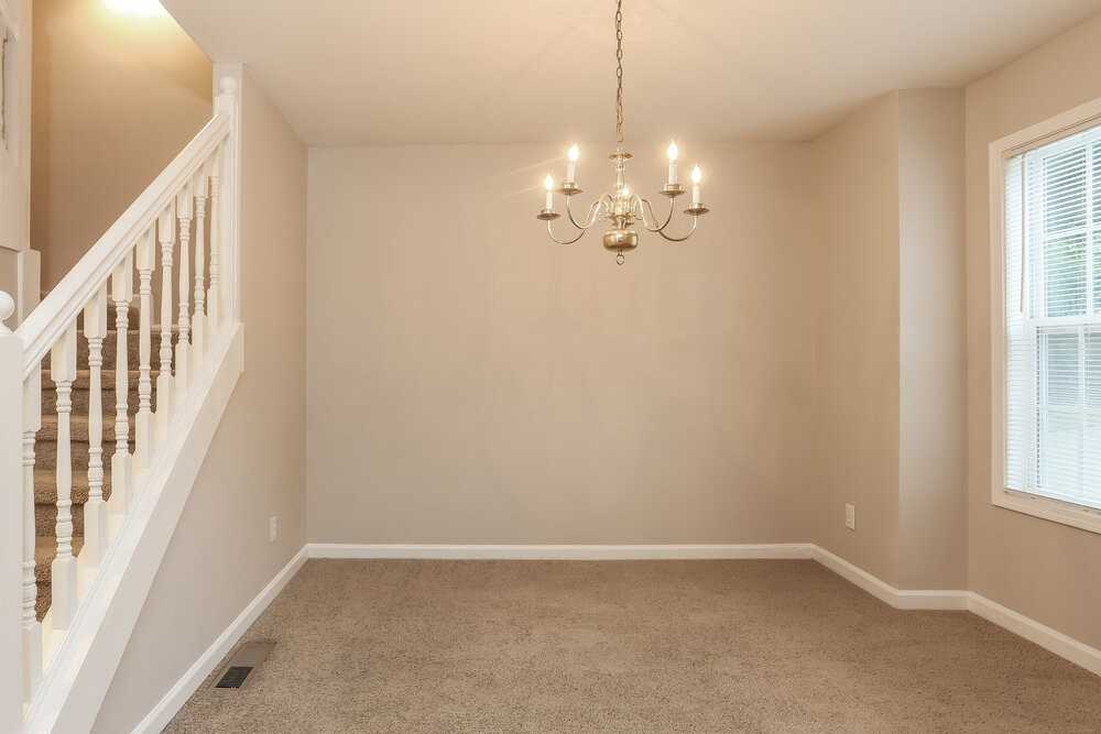 9490 Pebble Creek Ct - Photo 7 of 17