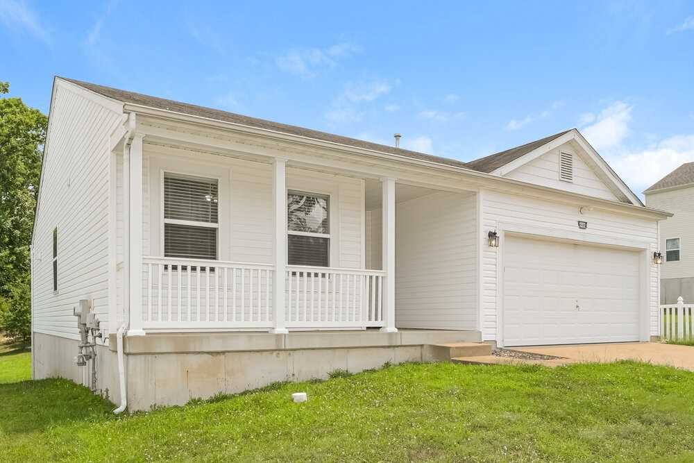 1202 Liberty Xing - Photo 4 of 17