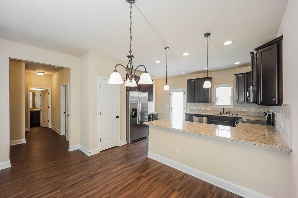 2386 Walker Dr - Photo 6 of 17