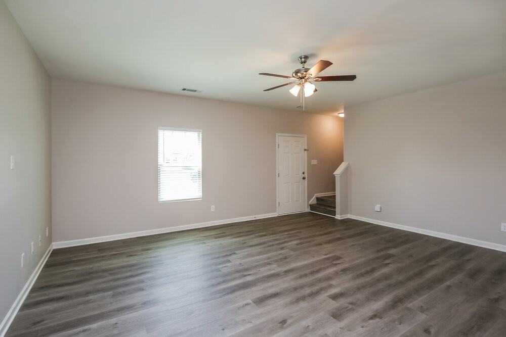 643 Nonsuch Way - Photo 5 of 18