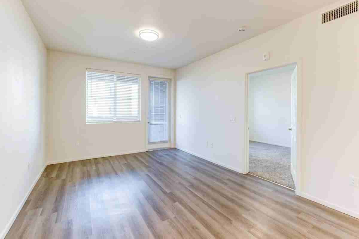 1387 Creston Rd