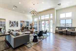 1387 Creston Rd - Photo 1 of 1