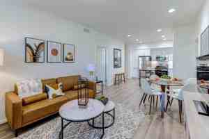 featured image of 1387 Creston Rd
