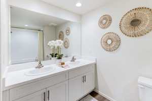 featured image of 1387 Creston Rd