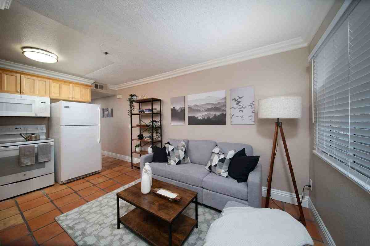 229 16th St - Photo 3 of 29