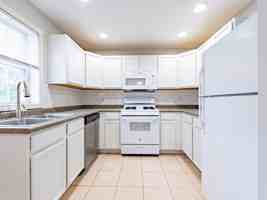 featured image of 1144 North Ave