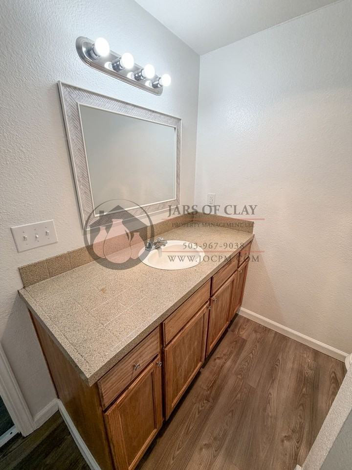 3980 Partridge Ln Ne - Photo 5 of 9