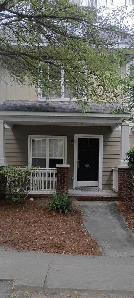 201 Hampton Forest Dr - Photo 2 of 25