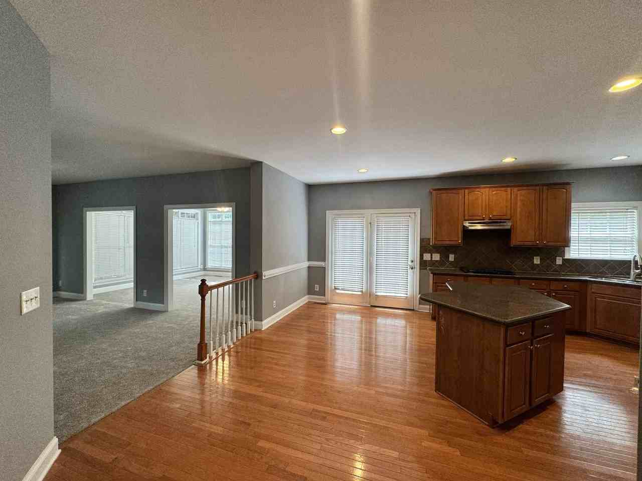 515 Hannah Mckenzie Dr - Photo 5 of 37