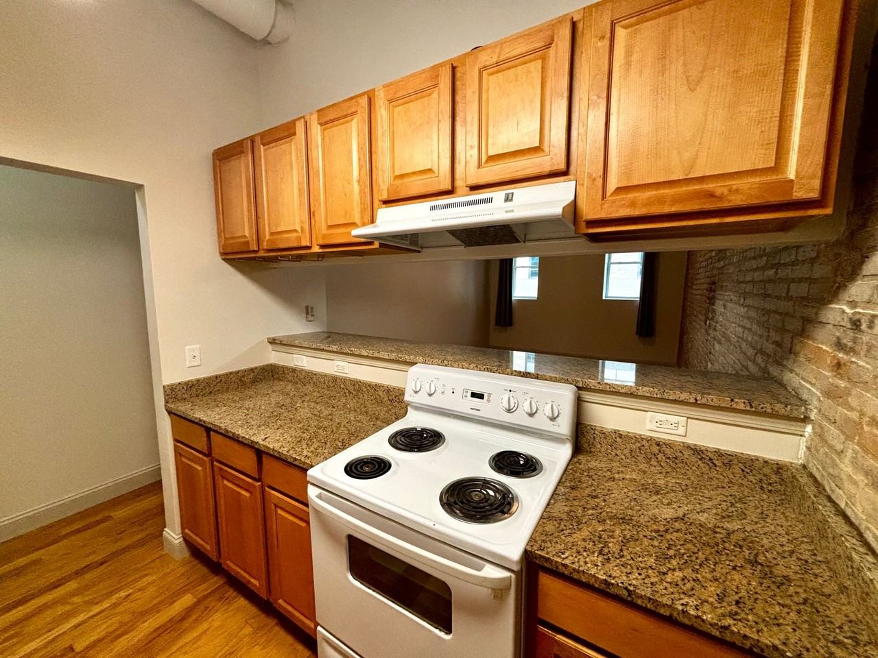 130 E State St #402 - Photo 3 of 27