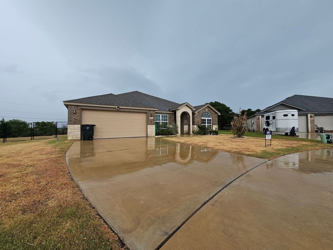 5010 Charles Loop - Photo 2 of 18