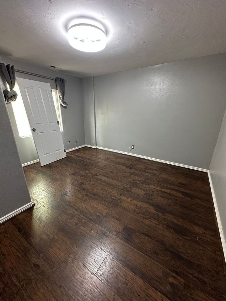162 N 2475 W - Photo 7 of 22