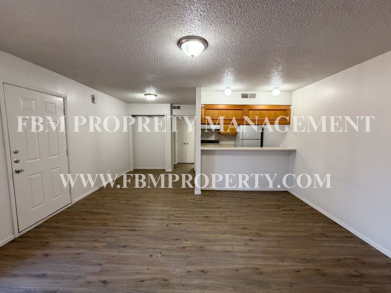 800 N Clay St #D - Photo 5 of 14