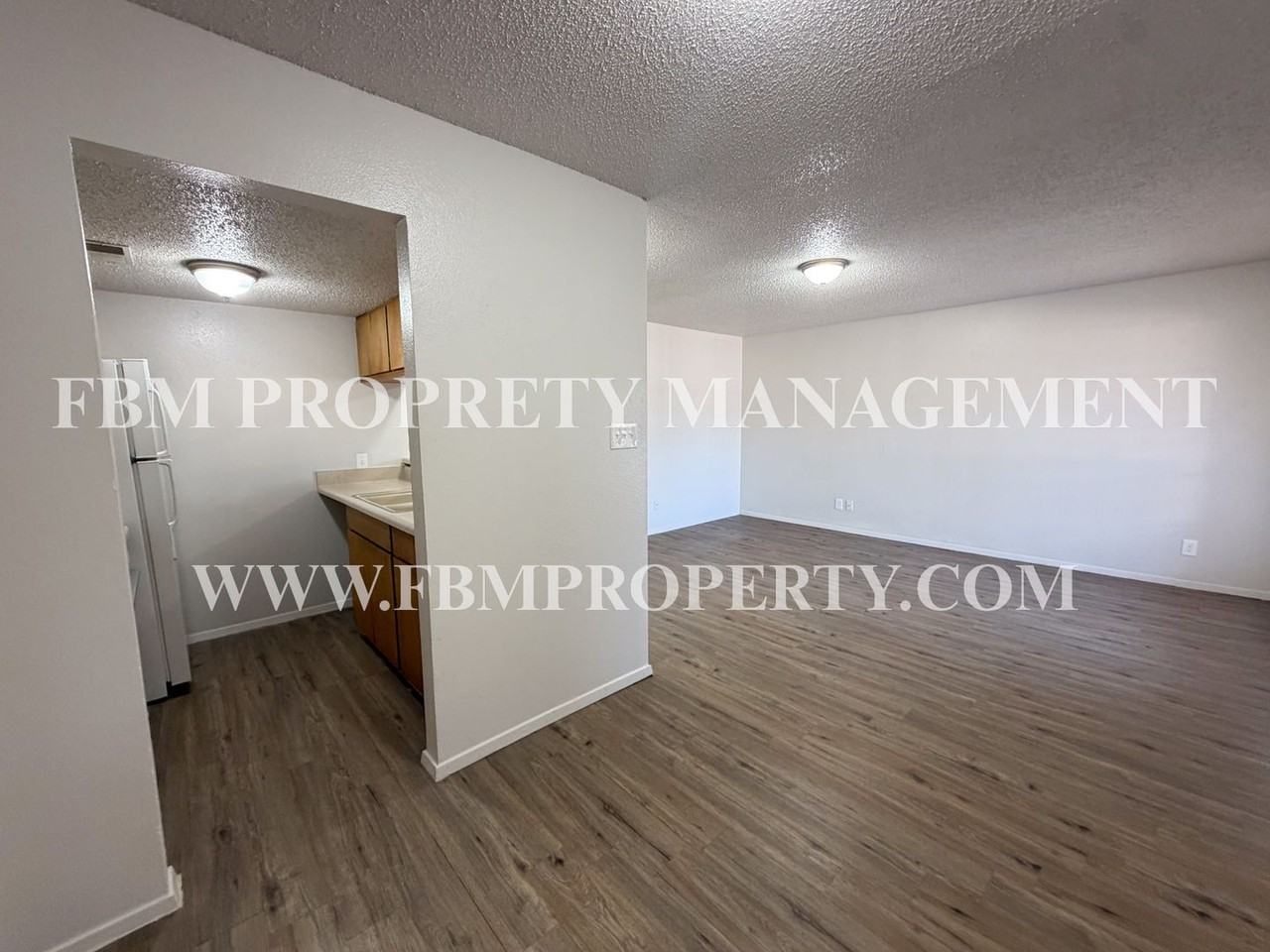 800 N Clay St #D - Photo 6 of 14
