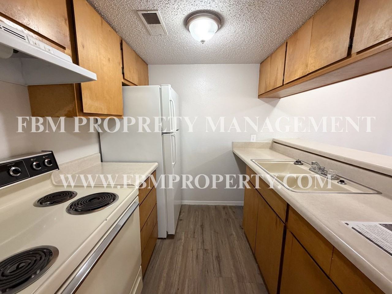 800 N Clay St #D - Photo 7 of 14