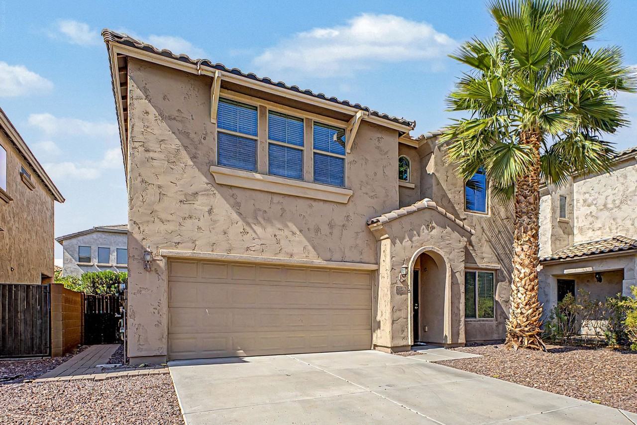 2048 W Monte Cristo Ave - Photo 4 of 45