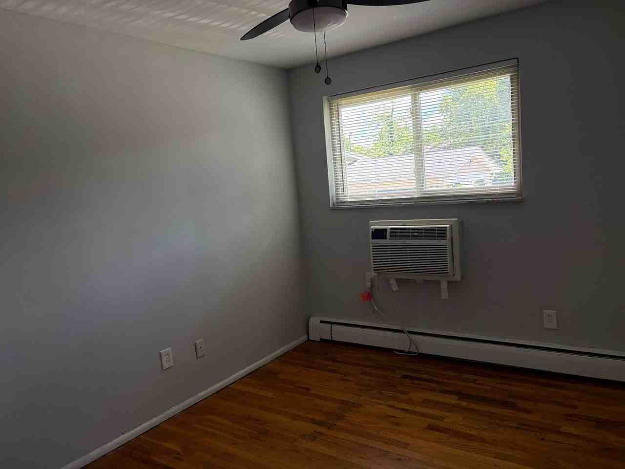 2955 Madison - Photo 4 of 10